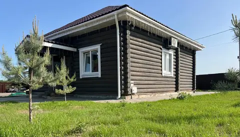 Дом из сруба в загородном комплексе «Морозко»