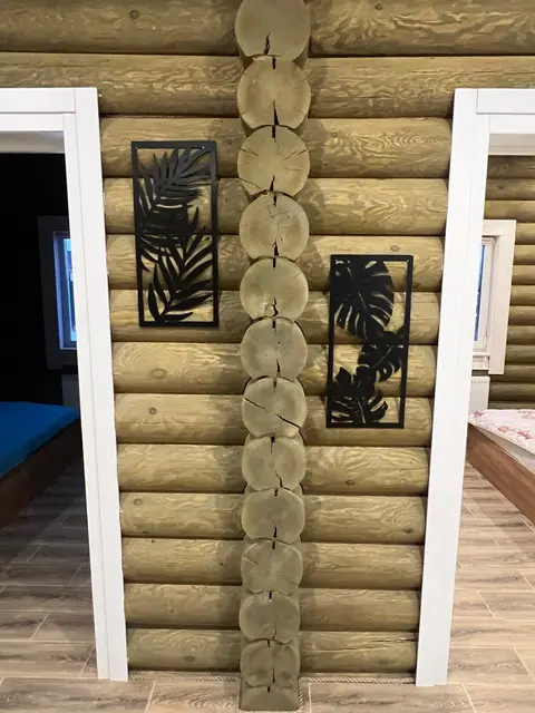 Гостиная домика из сруба